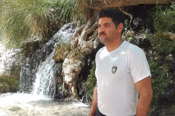 محمدابراهیم هاشمبیگی، مربی فوتسالی که پشت فرمان خودرویش کشته شد