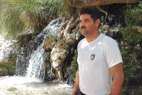 محمدابراهیم هاشمبیگی، مربی فوتسالی که پشت فرمان خودرویش کشته شد