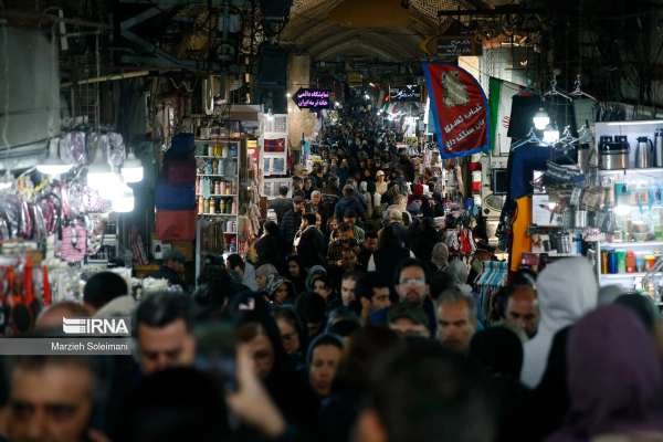Iranian Workers Left Hanging As Talks On Minimum Wage Stall