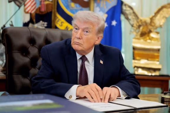 البيت الأبيض: ترامب يعمل بجدية على مدار الساعة مع اقتراب انتهاء مهلته النهائية لإيران