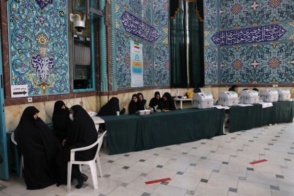People Indifferent to Iran Parliament Runoff Election