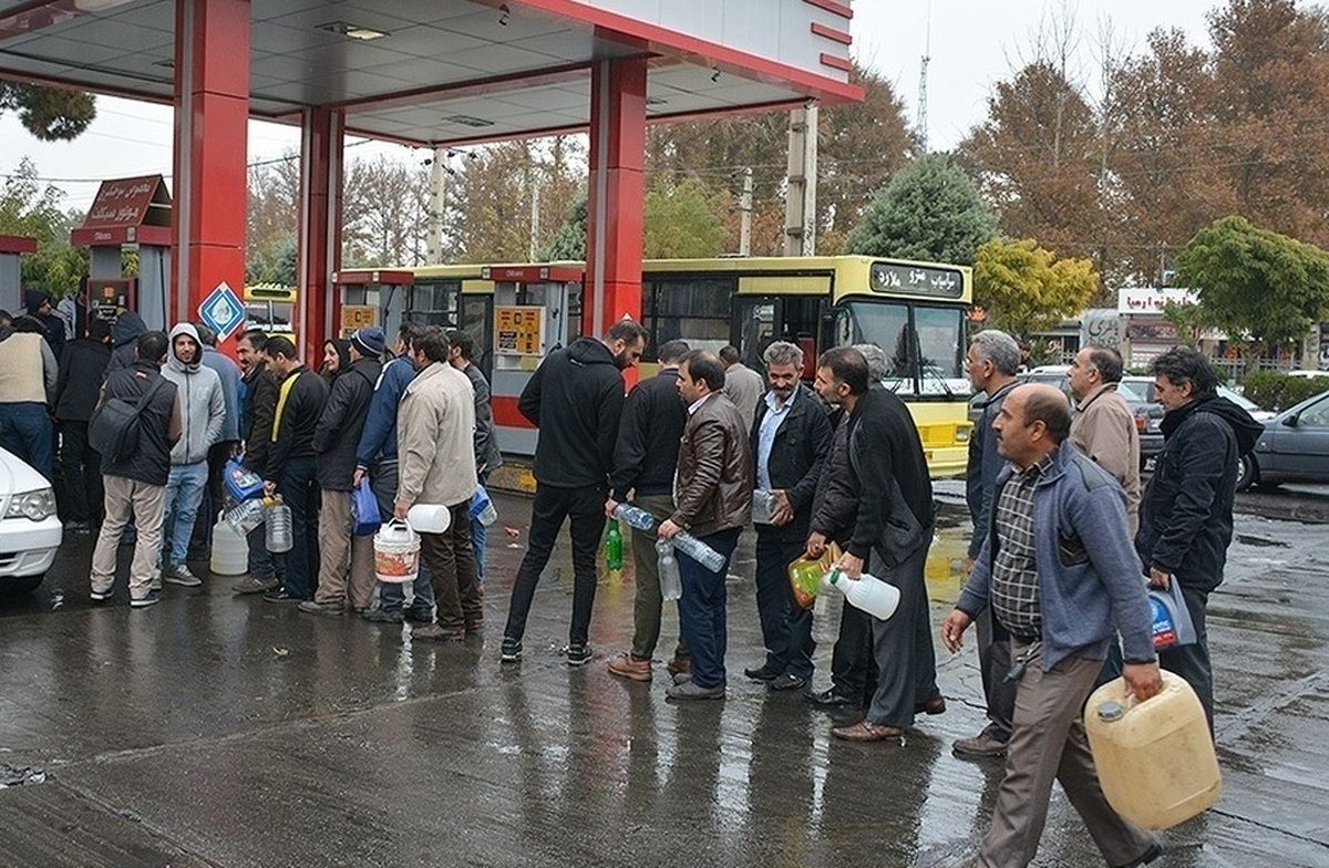 افزایش قیمت بنزین، سفره‌ها را خالی‌تر و زندگی را سخت‌تر کرده است