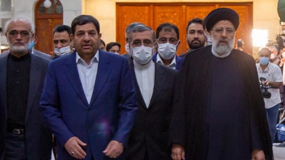 President Ebrahim Raisi with some of his top economic officials, August 2021