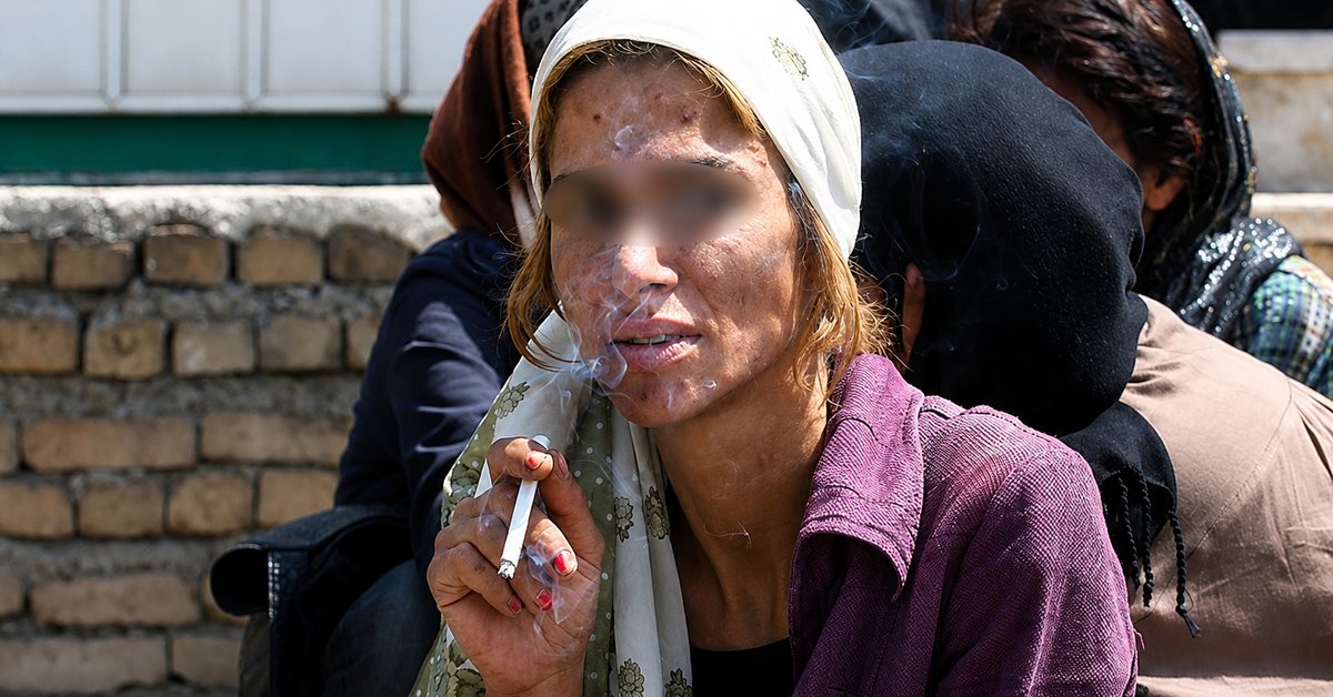 Counterfeit drugs kill 7,000 people annually in Iran