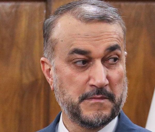 وزير خارجية إيران: أموالنا المفرج عنها ستنتقل لدولة مجاورة ونستطيع فقط شراء سلع غير محظورة