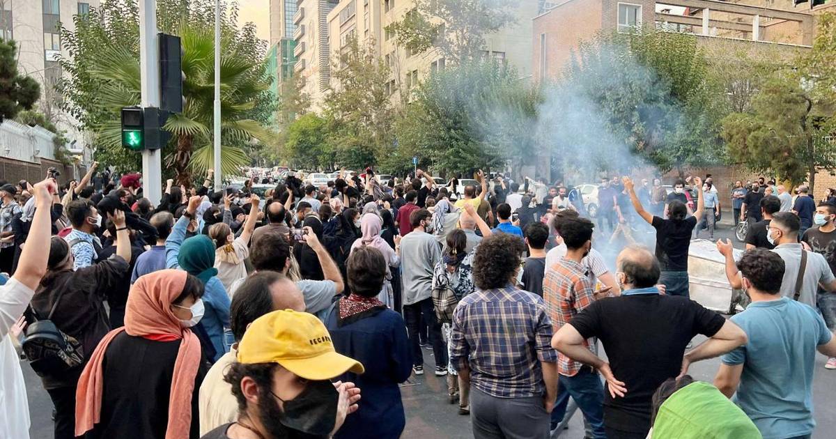 إيران تلمّح إلى تعديل قانون الاحتجاجات.. استعدادًا لاضطرابات محتملة إيران تلمّح إلى تعديل قانون الاحتجاجات.. استعدادًا لاضطرابات محتملة