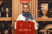 انتقال بزرگ در فوتبال زنان؛ فرشته کریمی، به پرسپولیس پیوست