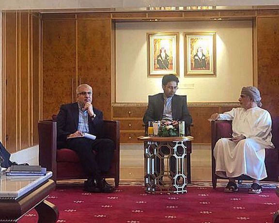 Iranian Oil Minister Javad Owji (left) and his Omani counterpart Mohammed Al Rumhi during a meeting in the Omani capital Muscat on May 21, 2022