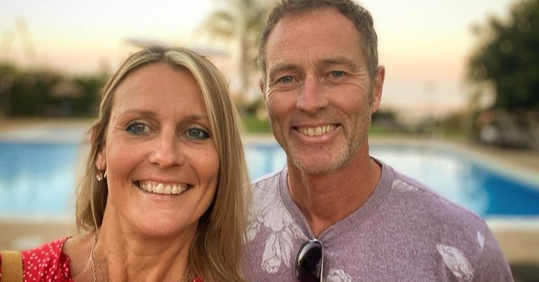 Family of detained British couple in Iran urges UK action after embassy return