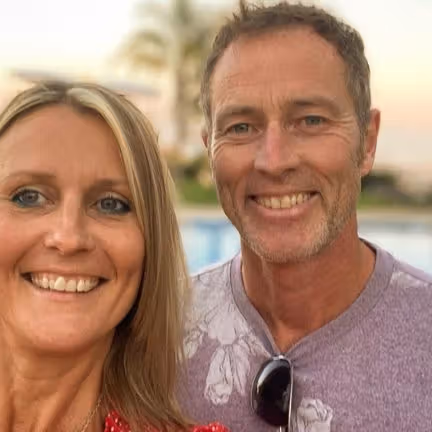 Son urges UK to act as detained parents face a year in Iran