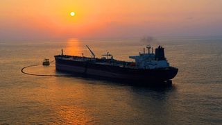 Global oil glut, price drop spell more trouble for Iran next year