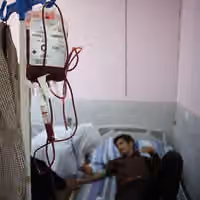 سرنگ، دستکش و انواع دارو کمیاب شدهاند