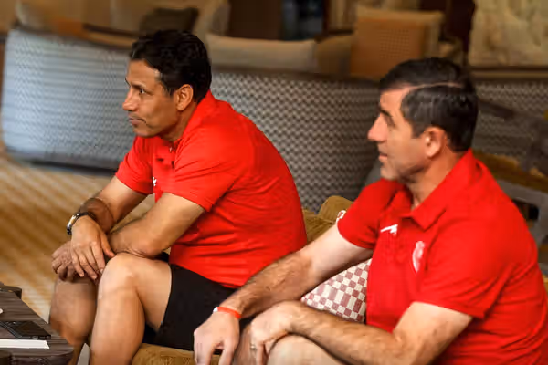 مهدی تارتار، سرمربی پرسپولیس قول سهگانه داد