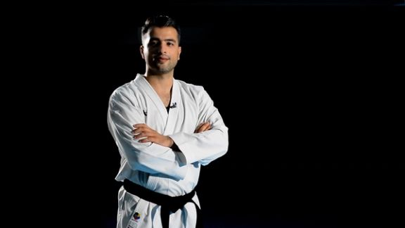 قهرمان کاراته آسیا و جهان: خوبه آدم جوری زندگی کنه، سرش بالا باشه نه جیرهخور