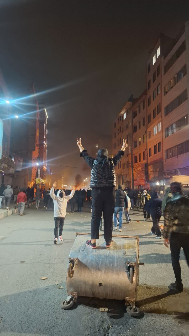 ترامپ در پاسخ به تهدید خامنه‌ای: خواهیم دید اگر توافق نکنند چه اتفاقی می‌افتد