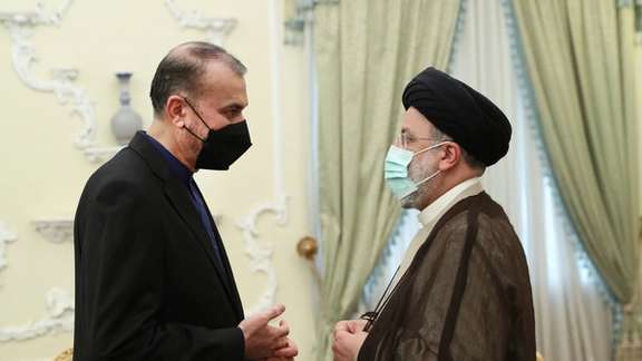President Ebrahim Raisi (R) with foreign minister Hossein Amir-Abdollahian
