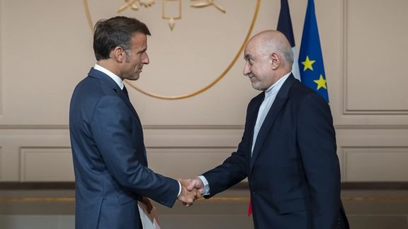 باريس تستدعي سفير طهران احتجاجًا على وضع "الرهائن الفرنسيين" في سجون إيران