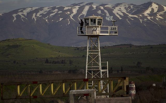 اسرائیل حومه قنیطره در سوریه را با موشک زمین به زمین هدف قرار داد