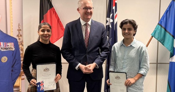 Iran women’s footballers who sought asylum become Australian citizens