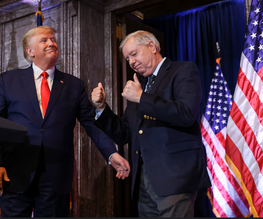 سيناتور أميركي: مسؤولو "دافوس" أدركوا أن عراقجي متحدث باسم النظام الإيراني "الإرهابي"