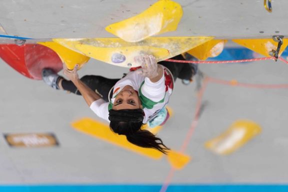Iranian climber Elnaz Rekabi