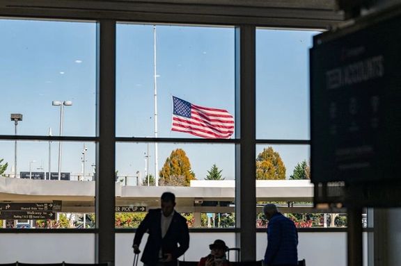 دولت ترامپ قصد دارد دامنه ممنوعیت سفر به آمریکا را به اتباع ۳۰ کشور گسترش دهد