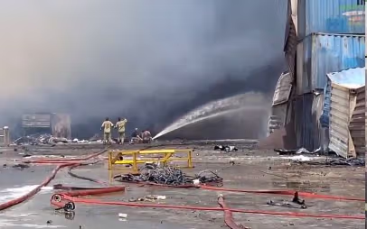 مدير "حماية البيئة" في هرمزغان: التلوث الناتج عن الانفجار لم يدخل المياه الخليجية