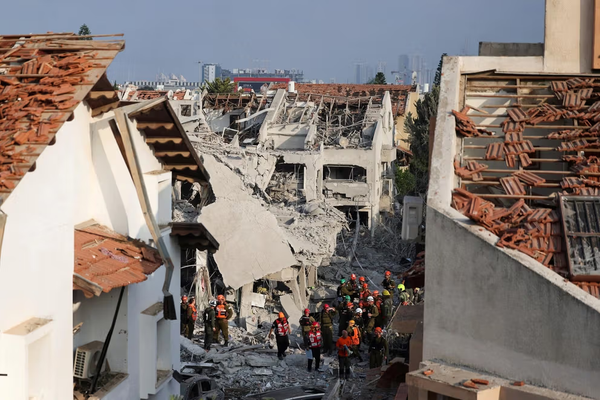 Missile direct damage in Israel tops $1.1 billion after Iranian strikes - Ynet