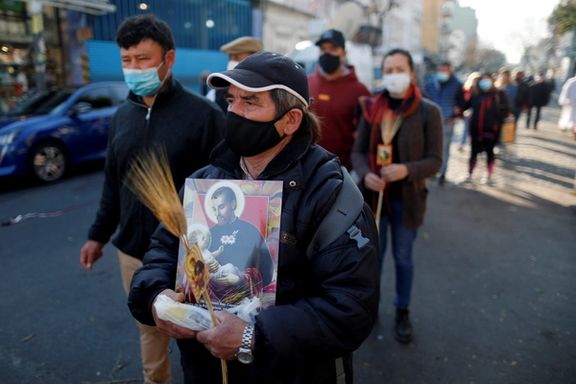 دهها هزار آرژانتینی در اعتراض به فقر و کمبود شغل در خیابانهای بوینوس آیرس تظاهرات کردند