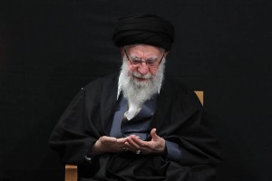 تایمز: علی خامنهای در صورت تشدید ناآرامیها در ایران قصد فرار به مسکو را دارد