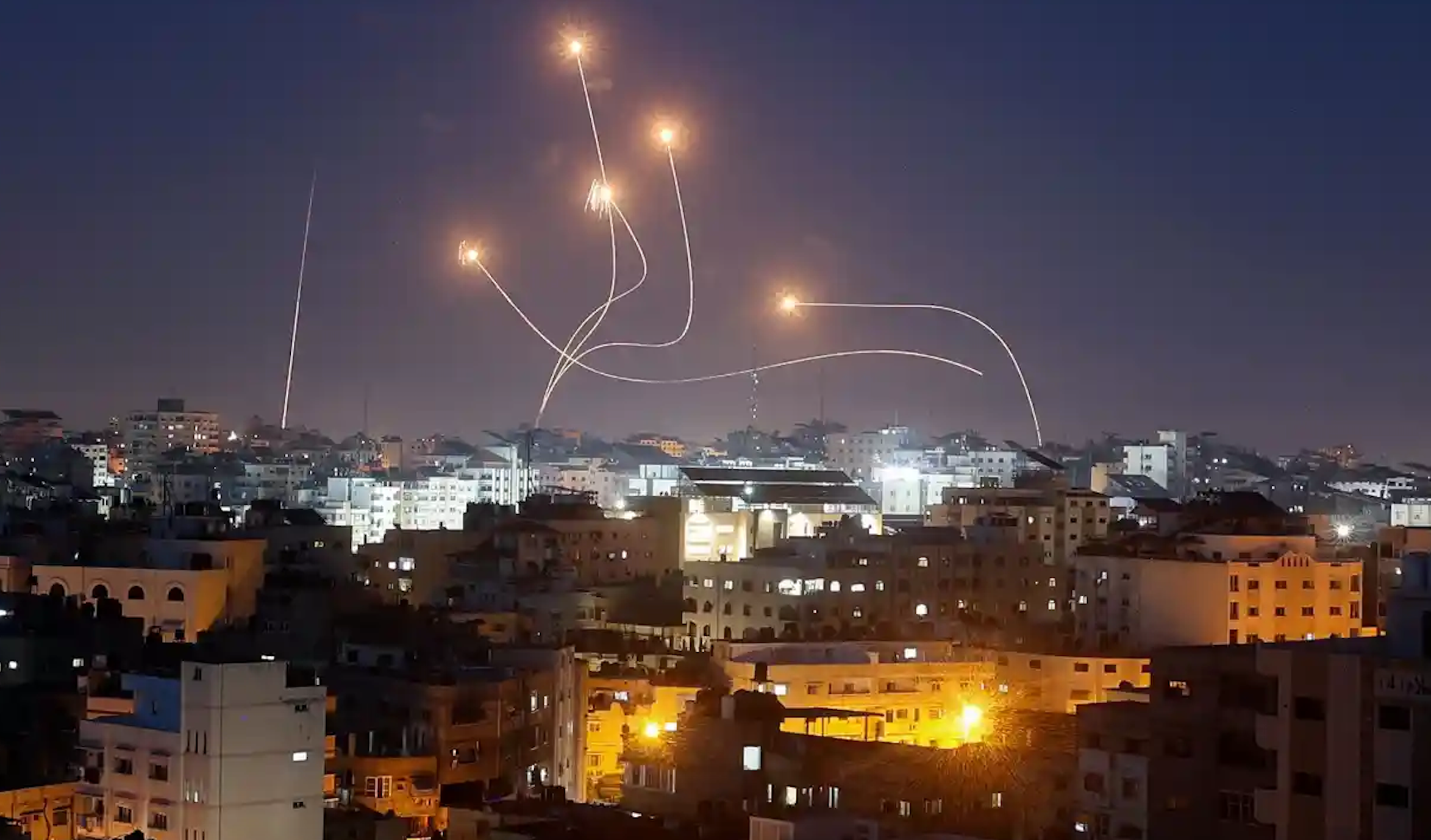 شلیک حدود ۴۷۰ راکت از غزه و حمله گسترده اسرائیل به مواضع جهاد اسلامی