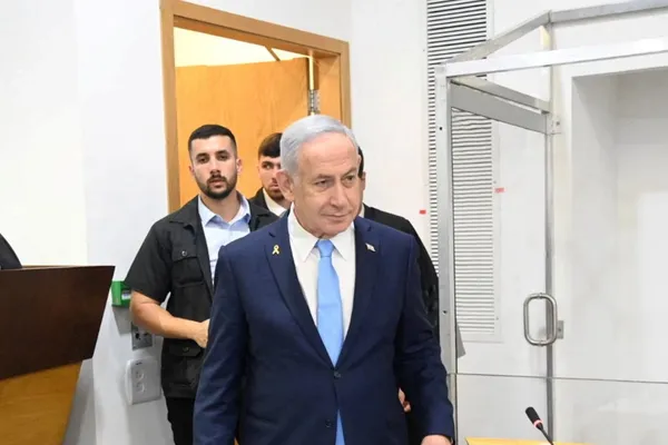 بنیامین نتانیاهو: از موضع ترامپ درباره محاصره دریایی ایران حمایت میکنم