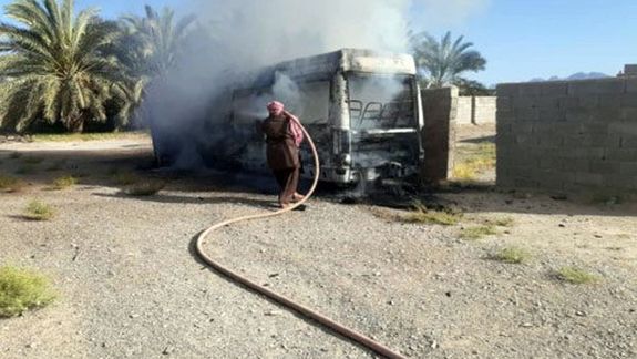 فرماندار سیب و سوران: یک مینیبوس شعبه سیار انتخابات به دلیل نقص فنی آتش گرفت
