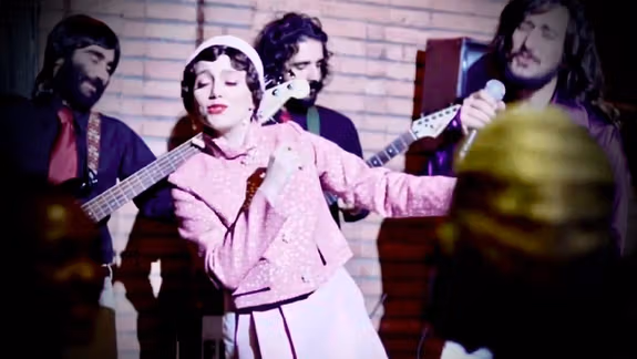A dance scene from the first episode of Tasian