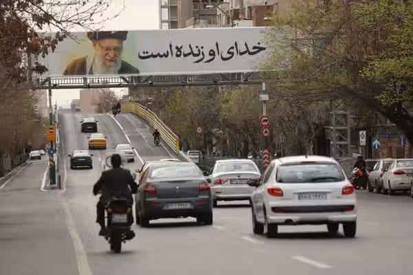 من مكالمة سرية إلى قصف مباشر..كيف خطط ترامب ونتنياهو لمقتل خامنئي وإسقاط النظام الإيراني؟