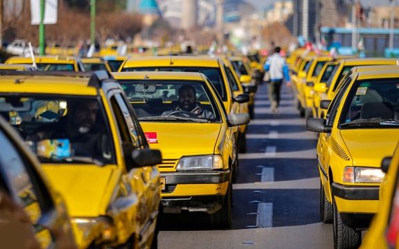 شهروندان: قطع سهمیه سوخت تاکسیها زنجیرهای از گرانی بیشتر به دنبال دارد