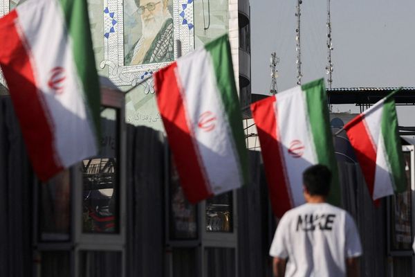 مصدر أمني إسرائيلي: إسرائيل نفذت هجمات استهدفت شخصيات في النظام الإيراني