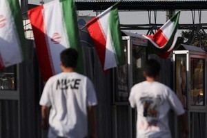 از آغاز جنگ جمهوری اسلامی و اسرائیل، دستکم ۸۲۳ شهروند با اتهامات سیاسی بازداشت شدهاند
