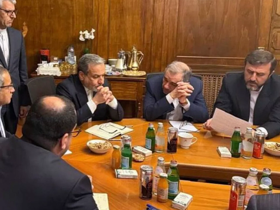 روزنامه کیهان: چهار دور اول مذاکرات با آمریکا گل و بلبل بود اما بعد ادبیات تغییر کرد