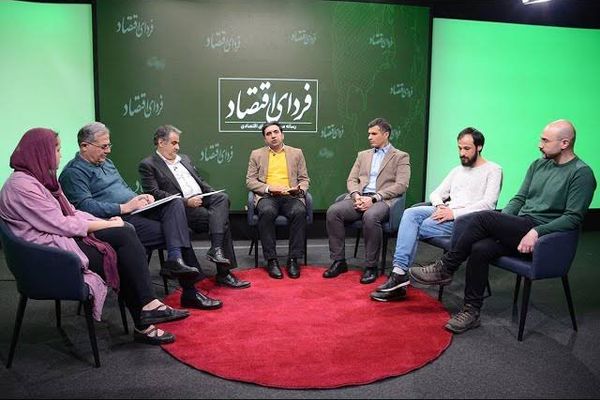 Iranian Security Forces Detain Journalists