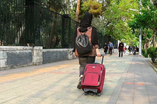 Iran courts expatriates after war but faces deep distrust