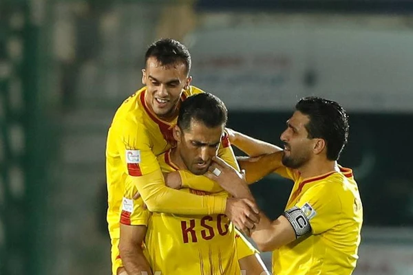 پرسپولیس ۰-۱ فولاد؛ با گل وحید امیری، پرسپولیس تارتار هم به فولاد باخت
