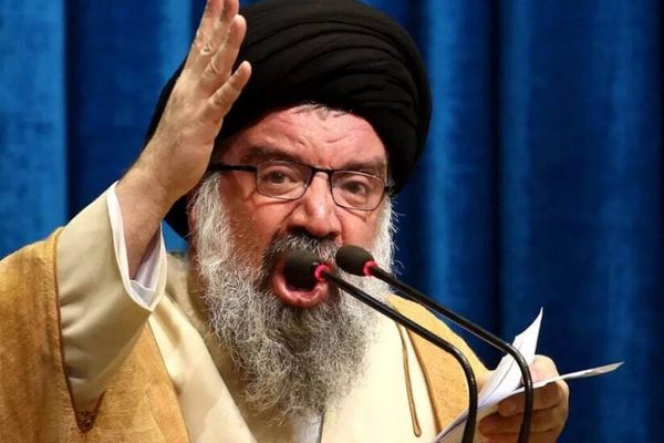 عضو مجل خبرگان: راه مقابله، کوبیدن اسرائیل است