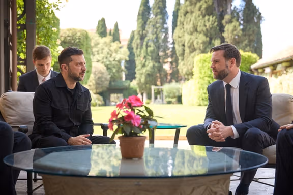 دیدار زلنسکی و ونس در رم؛ نخستین ملاقات پس از جنگ لفظی در کاخ سفید