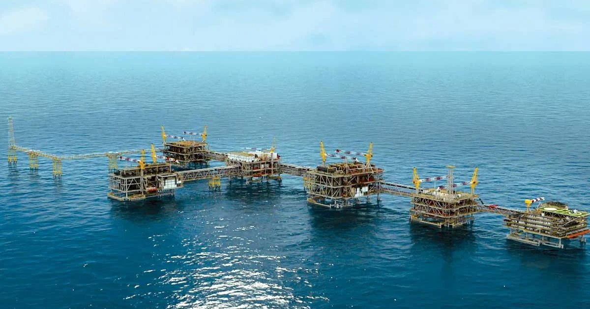 Saudi Aramco hires US firm to upgrade shared oil field as Iran lags behind