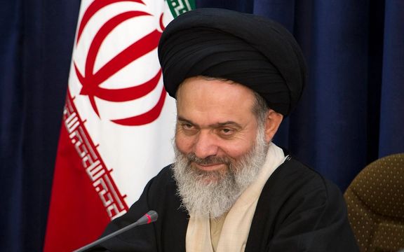 امام جمعه قم: کارخانههایی در قم بسازید که با هویت مذهبی سازگار باشد