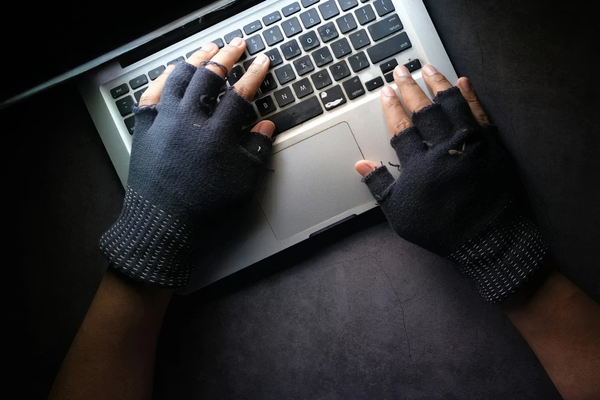 شركة هجوم سيبراني إيراني تخترق مفاوضات وقف إطلاق النار