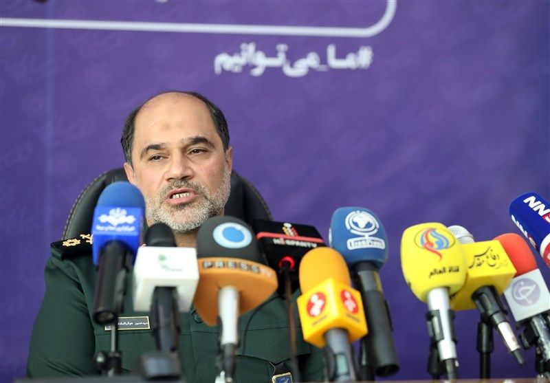 قائد بالحرس الثوري الإيراني: الحكومة أعطتنا النفط الخام لسداد ديونها