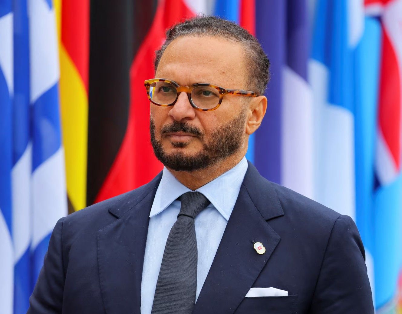 انور قرقاش: جمهوری اسلامی باید برای حمله به تاسیسات و غیرنظامیان غرامت بپردازد