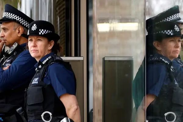 الشرطة البريطانية تُشكِّل وحدة جديدة للتعامل مع تهديدات إيران والصين وروسيا